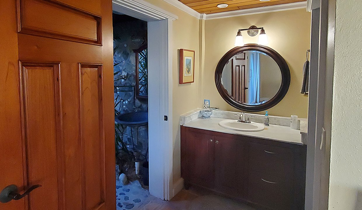villa-agel-bathroom-vanity