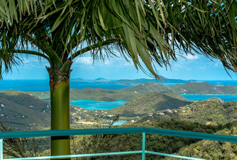 03-chateau-margot-view-800x540