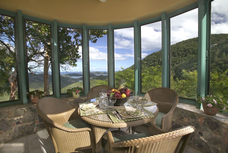 11-chateau-margot-nook-800x540