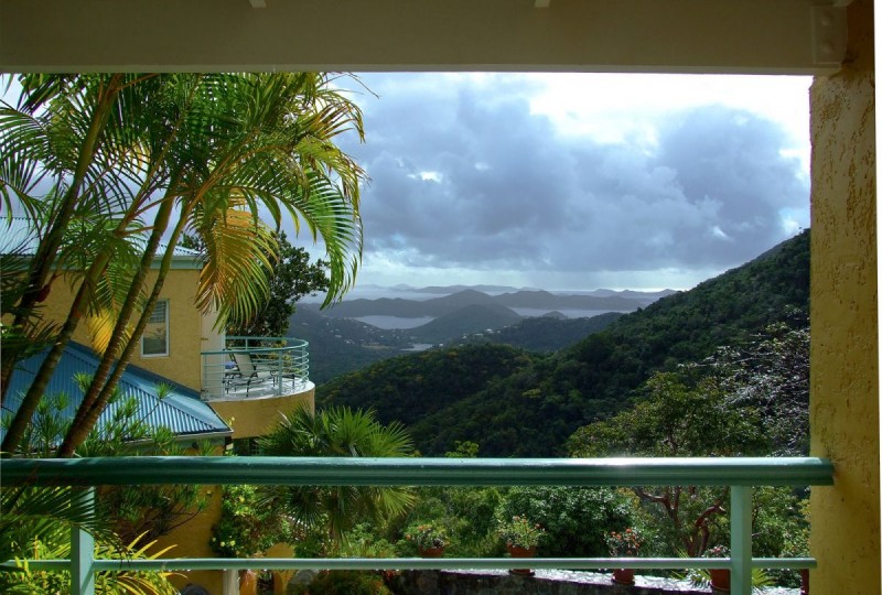 Chateau-Margot_Coral-Cottage_View-1200x900-800x540