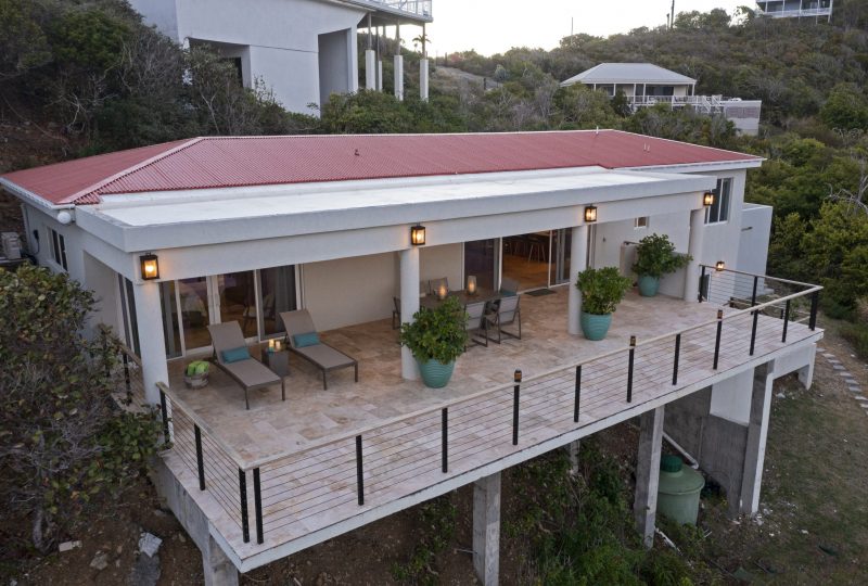 HartBayBeach-Drone-close-up-scaled-800x540